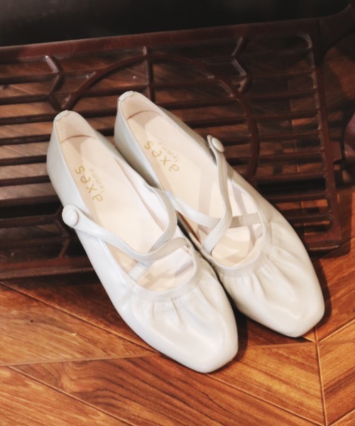 axes femme（アクシーズファム）の「ギャザークロスバレエシューズ