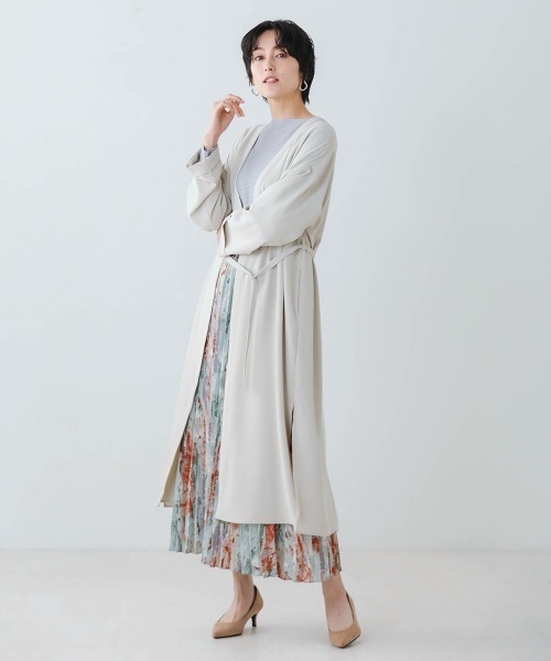 Bou Jeloud（ブージュルード）の「バックプリーツカーディガン【セレモニーにもおすすめ】（カーディガン/ボレロ・レディース・ブラック/ベージュ/カーキ・38）」の11枚目の写真