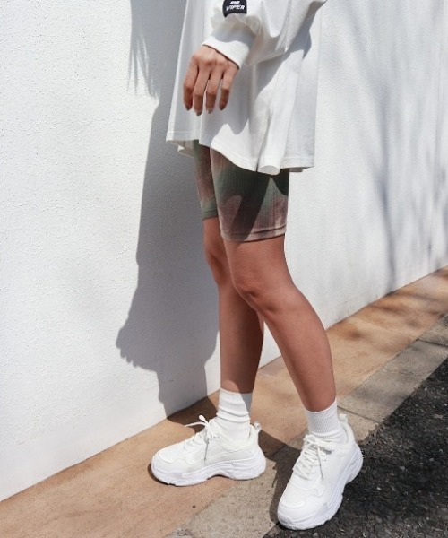 FIG&VIPER（フィグアンドバイパー）の「タイダイハーフカットレギンス（レギンス/スパッツ・レディース・オレンジ/カーキ/ブラック・FREE）」の5枚目の写真