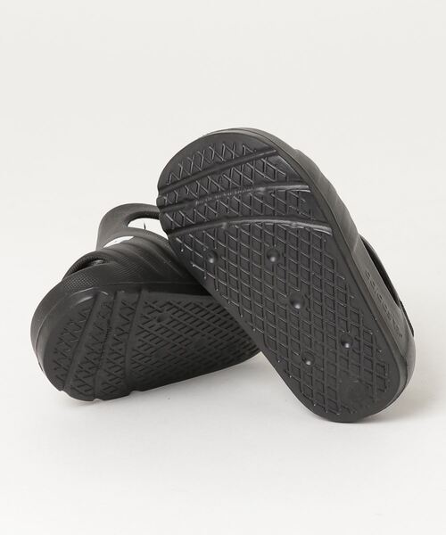 adidas（アディダス）の「adidas:ADILETTE PLAY SLIDES（サンダル・キッズ・ブラック・12）」の2枚目の写真