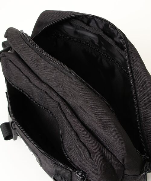 FILA（フィラ）の「【FILA/フィラ】シリコンブランドロゴ付き　ショルダーバッグﾞFM2272（ショルダーバッグ・レディース・ブラック/ピンク/ベージュ・FREE）」の6枚目の写真