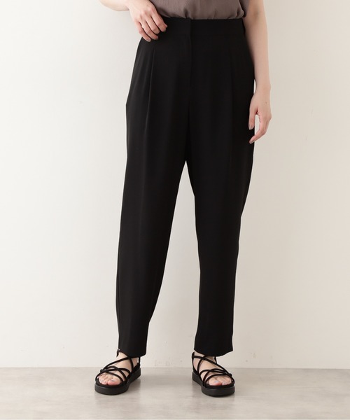NATURAL BEAUTY BASIC（ナチュラルビューティーベーシック）の「オックスペグパンツ/0171230602（その他パンツ・レディース・グレー/ブラック・X-SMALL/MEDIUM/LARGE/SMALL）」の2枚目の写真