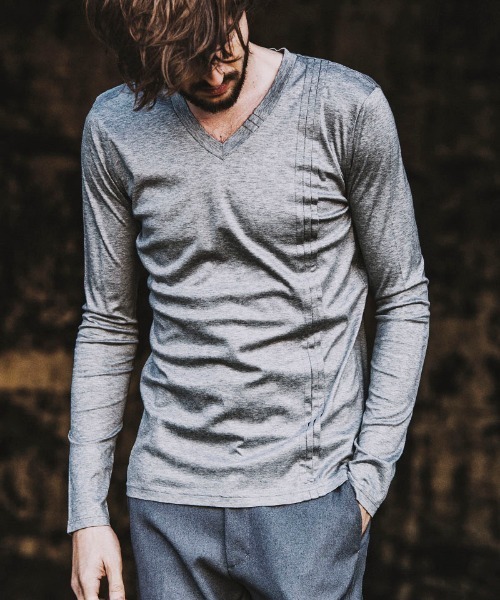 NO ID.(ノーアイディ)の「mlt3455-ギザリヨセルピンタックロンT(Tシャツ/カットソー・メンズ・グレー/ホワイト/ブラック・2/1)」の10枚目の写真