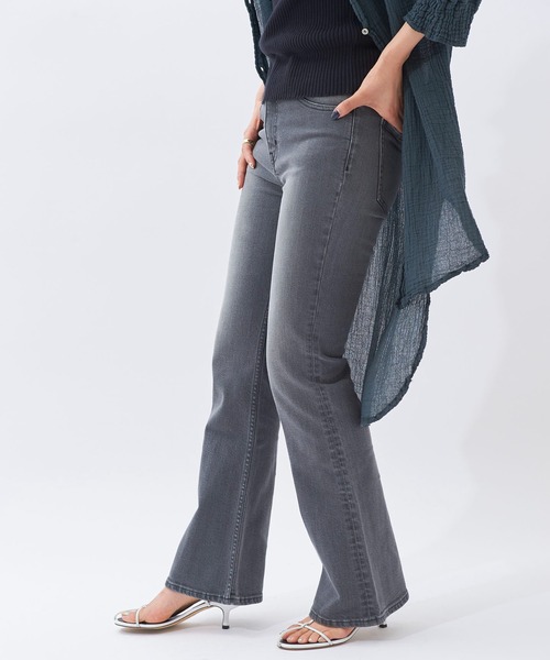 plage（プラージュ）の「【Healthy denim/ヘルシーデニム】SP FLARE デニムパンツ◆（デニムパンツ・レディース・ブルー/ブラック系その他4・24inch/25inch/23inch）」の13枚目の写真