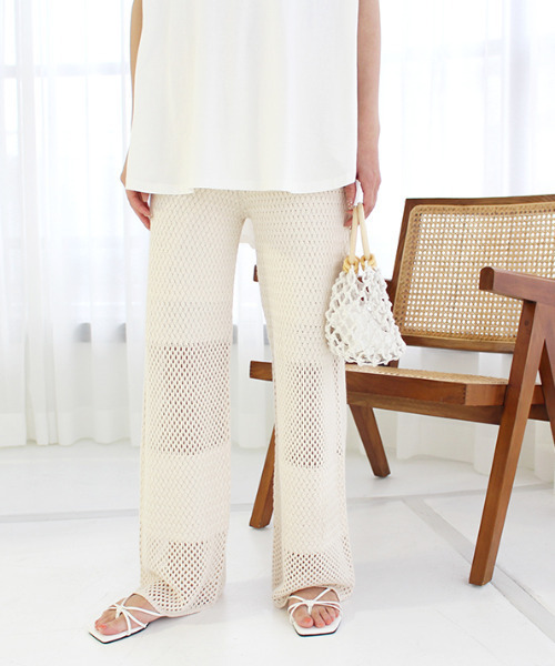 MODE ROBE(モードローブ)の「透かし編みニットワイドパンツ(その他パンツ・レディース・ブラウン/アイボリー・FREE)」の10枚目の写真