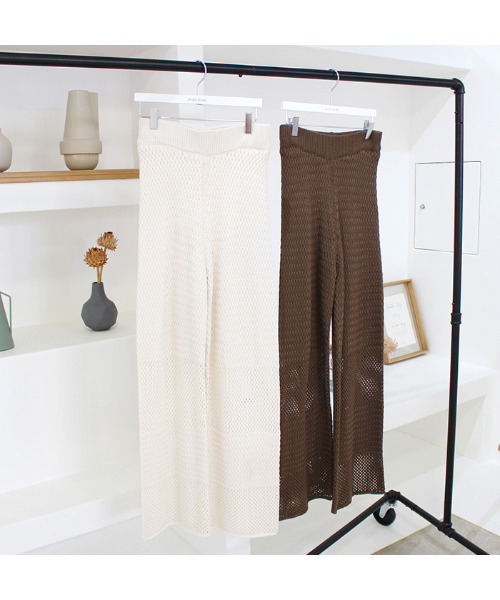 MODE ROBE(モードローブ)の「透かし編みニットワイドパンツ(その他パンツ・レディース・ブラウン/アイボリー・FREE)」の11枚目の写真