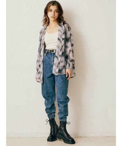 EVRIS（エヴリス）の「original marble シアーシャツ（シャツ/ブラウス・レディース・ブラウン/グレー・FREE）」の6枚目の写真