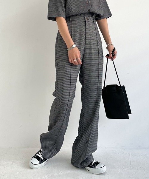 archives（アルシーヴ）の「【setupにも】タイニーチェックフレアパンツ（その他パンツ・レディース・ブルー/モカ/ブラック/ブラウン・MEDIUM）」の2枚目の写真