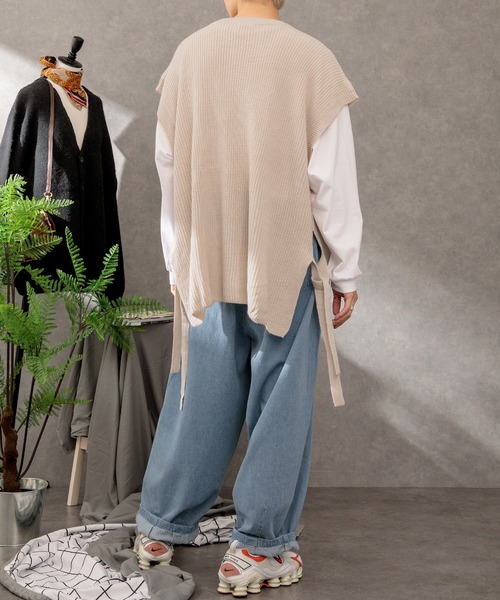 Adoon plain（アドーンプレーン）の「【Adoon plain】サイドムスビニットベスト（ベスト・メンズ・グレー/マスタード/オフホワイト/サンドベージュ/グリーン・LARGE/MEDIUM）」の22枚目の写真