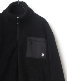 U.S. POLO ASSN. | U.S. POLO ASSN./ユーエスポロアッスン 【別注】 ビッグシルエット ワンポイント刺繍 ボアフリース スタンドカラーブルゾン(ブルゾン)