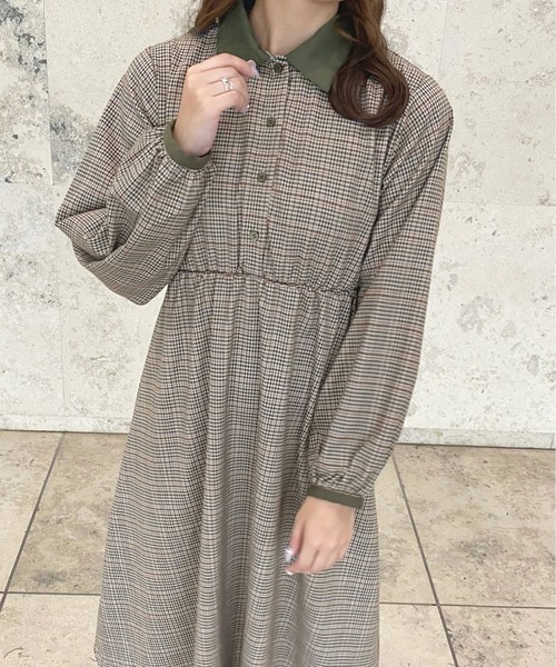 apres jour(アプレジュール)の「配色襟ワンピース【ZOZOTOWN限定アイテム】(ワンピース・レディース・モカ/グレイッシュベージュ/ブラウン系その他・X-LARGE/フリー)」の5枚目の写真