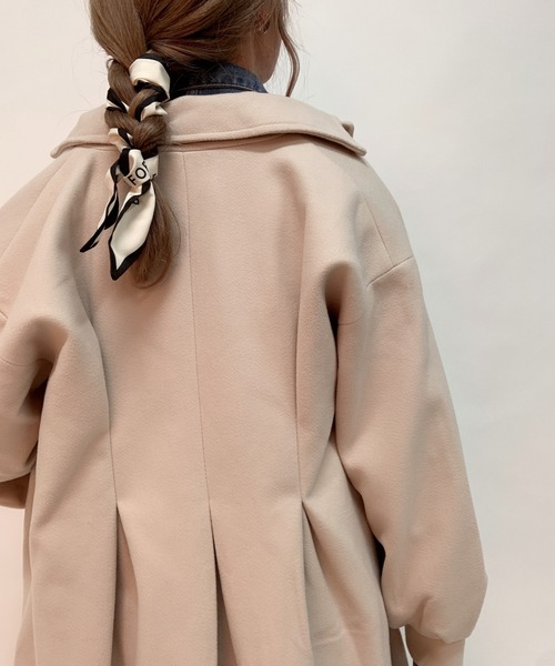 aimoha（アイモハ）の「ボリューム袖ロング丈後タックチェスターコート(裏地付き)（チェスターコート・レディース・ホワイト/ブラック/モカ/ブルー・FREE）」の12枚目の写真