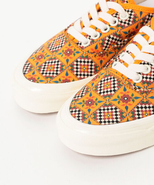 Ray BEAMS（レイビームス）の「【WEB限定】VANS / AUTHENTIC 44DX（スニーカー・レディース・イエロー・6/6h/5h/5）」の3枚目の写真