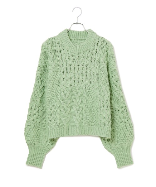 ADAM ET ROPE'(アダムエロペ)の「【アウトレット店舗・WEB限定】パッチワークケーブルプルオーバー(ニット/セーター・レディース・ライトグリーン/オフホワイト/ブラック・FREE)」の3枚目の写真