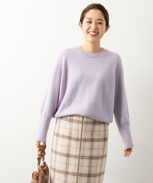 NOLLEY’S（ノーリーズ）の「ラクーン混クルーネックプルオーバーニット（ニット/セーター・レディース・ブラック/ベージュ/ラベンダー・38）」の19枚目の写真