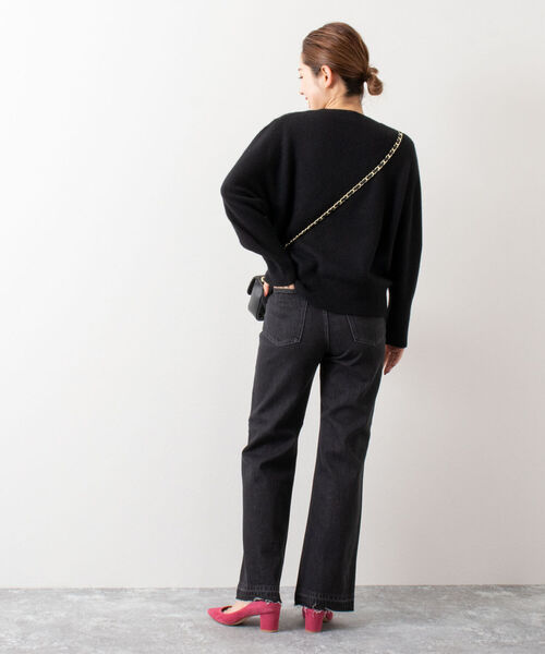 NOLLEY’S（ノーリーズ）の「ラクーン混クルーネックプルオーバーニット（ニット/セーター・レディース・ブラック/ベージュ/ラベンダー・38）」の13枚目の写真