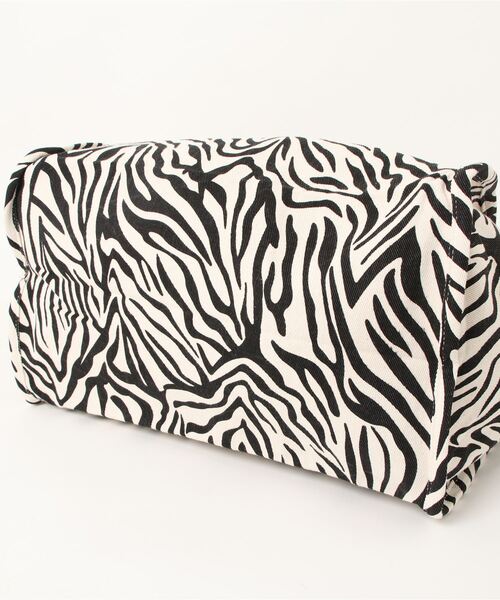 coca(coca)(コカ)の「ゼブラキャンバストートバッグ(トートバッグ・レディース・ゼブラ・ONE SIZE)」の3枚目の写真