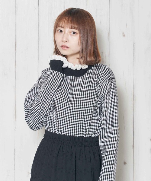 Clice de Paris(クリシェドゥパリス)の「K/ツートンフリルニット(ニット/セーター・レディース・ブラック/レッド・ONESIZE)」の1枚目の写真