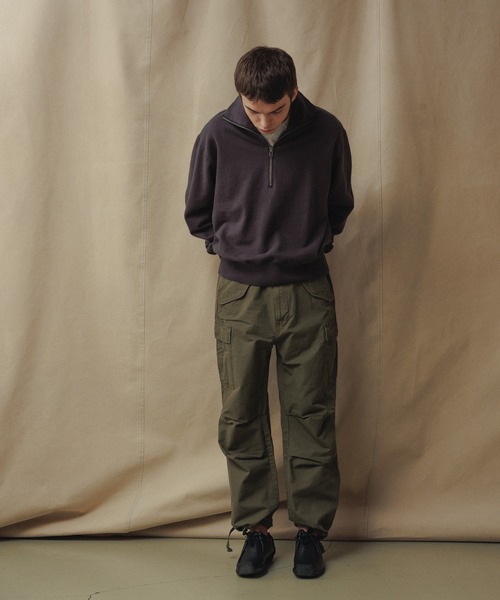 WILD LIFE TAILOR Adam et Rope'(ワイルドテーラーアダムエロペ )の「【WILD LIFE TAILOR】反毛裏毛 ハーフジップ スウェット(スウェット・メンズ・スミクロ/グリーン・M/L)」の21枚目の写真