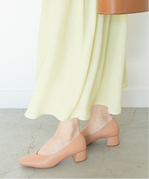 センターシームチャンキーヒールパンプス