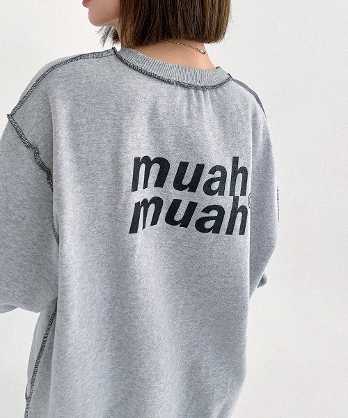 muahmuah(ムーアムーア)の「A'GEM/9 × .kom『muah muah/ムーアムーア』SIGNATURE LOGO LINE LOWER MTM/シグネチャー ロゴライン ロワー スウェットシャツ トレーナー(スウェット・レディース・カーキ/グレー/ブラック/アイボリー/インディゴブルー・FREE)」の4枚目の写真