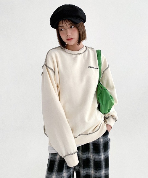 muahmuah(ムーアムーア)の「A'GEM/9 × .kom『muah muah/ムーアムーア』SIGNATURE LOGO LINE LOWER MTM/シグネチャー ロゴライン ロワー スウェットシャツ トレーナー(スウェット・レディース・カーキ/グレー/ブラック/アイボリー/インディゴブルー・FREE)」の2枚目の写真