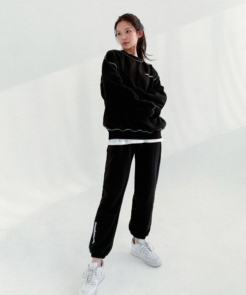 muahmuah(ムーアムーア)の「A'GEM/9 × .kom『muah muah/ムーアムーア』SIGNATURE LOGO LINE LOWER MTM/シグネチャー ロゴライン ロワー スウェットシャツ トレーナー(スウェット・レディース・カーキ/グレー/ブラック/アイボリー/インディゴブルー・FREE)」の13枚目の写真