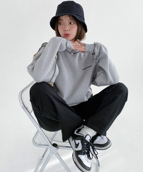 muahmuah(ムーアムーア)の「A'GEM/9 × .kom『muah muah/ムーアムーア』SIGNATURE LOGO LINE LOWER MTM/シグネチャー ロゴライン ロワー スウェットシャツ トレーナー(スウェット・レディース・カーキ/グレー/ブラック/アイボリー/インディゴブルー・FREE)」の18枚目の写真