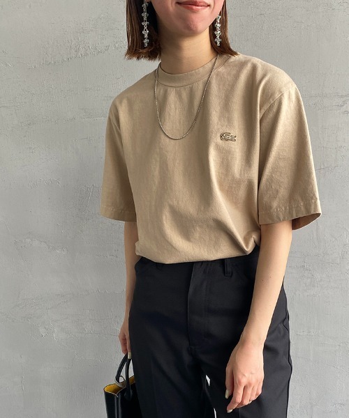 LACOSTE（ラコステ）の「[LACOSTE/ラコステ] クラシックフィット ワンポイントロゴTシャツ（Tシャツ/カットソー・レディース・オリーブ/ホワイト/ブラック/ベージュ/ネイビー・4/3/5/2）」の3枚目の写真