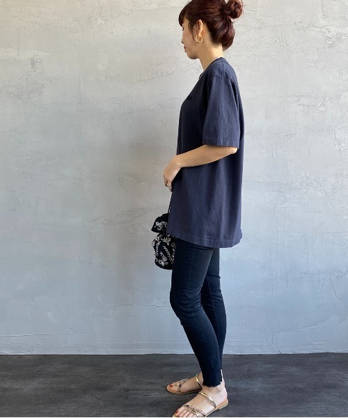 LACOSTE（ラコステ）の「[LACOSTE/ラコステ] クラシックフィット ワンポイントロゴTシャツ（Tシャツ/カットソー・レディース・オリーブ/ホワイト/ブラック/ベージュ/ネイビー・4/3/5/2）」の16枚目の写真