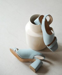 スネイルサンダル