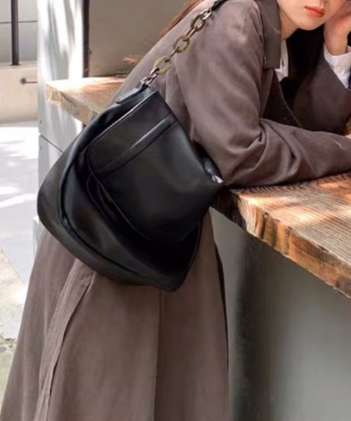 by muni:r（バイ ムニール）の「ヴィンテージボールドチェーンショルダーバッグ（ショルダーバッグ・レディース・ブラック・ONE SIZE）」の11枚目の写真