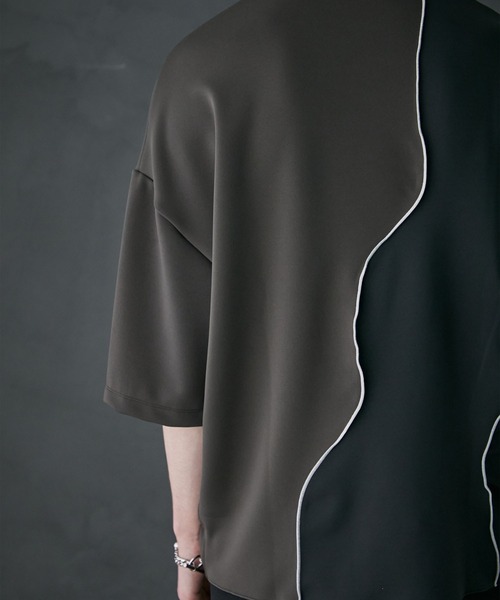 PUBLIC TOKYO（パブリックトウキョウ）の「メローダンボールキリカエTEE（Tシャツ/カットソー・メンズ・ベージュ/ダークグレー/パープル・2/1）」の17枚目の写真