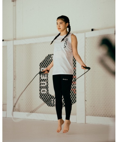 【送料無料】SPORTS レディース VA LONG MUSCLE ラッシュガード RVCA（ルーカ）の「RVCA レディース 【ACTIVE】 VA LONG MUSCLE