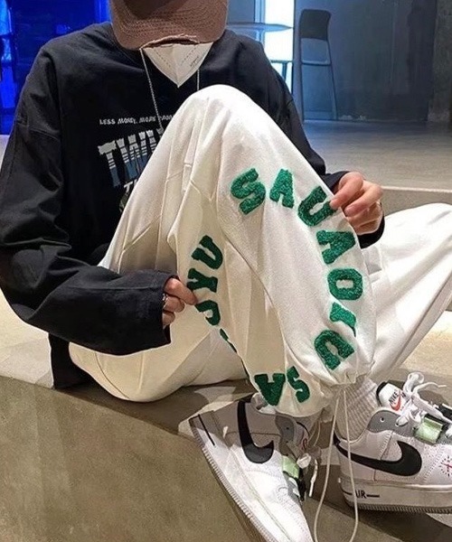 BASQUE magenta（バスクマゼンタ）の「サガラ刺繍ワイドイージートラックパンツ（その他パンツ・メンズ・ホワイト/ブラック・FREE）」の8枚目の写真