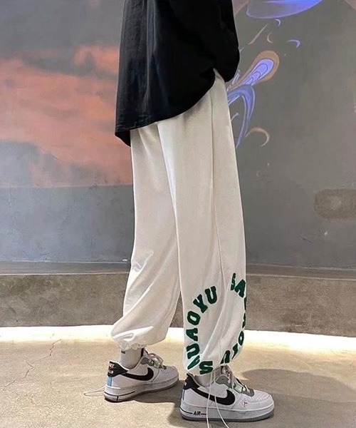 BASQUE magenta（バスクマゼンタ）の「サガラ刺繍ワイドイージートラックパンツ（その他パンツ・メンズ・ホワイト/ブラック・FREE）」の7枚目の写真