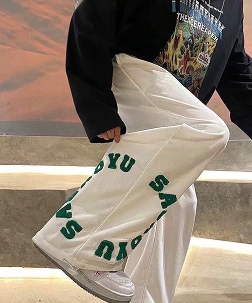 BASQUE magenta（バスクマゼンタ）の「サガラ刺繍ワイドイージートラックパンツ（その他パンツ・メンズ・ホワイト/ブラック・FREE）」の11枚目の写真