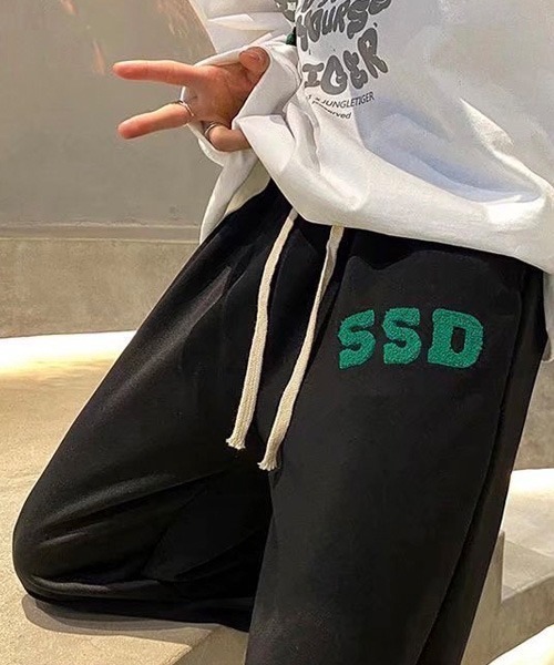 BASQUE magenta（バスクマゼンタ）の「サガラ刺繍ワイドイージートラックパンツ（その他パンツ・メンズ・ホワイト/ブラック・FREE）」の19枚目の写真