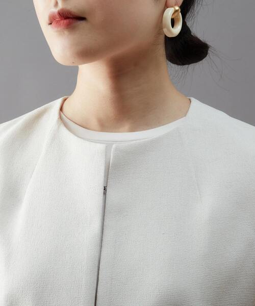 Tiara（ティアラ）の「ノーカラーベスト（ベスト・レディース・アイボリー/ブラック・FREE）」の8枚目の写真