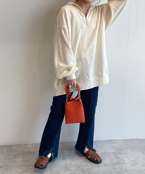 w closet(ダブルクローゼット)の「スウェット衿付きハーフZIPプルオーバー(スウェット・レディース・オフホワイト・FREE)」の2枚目の写真