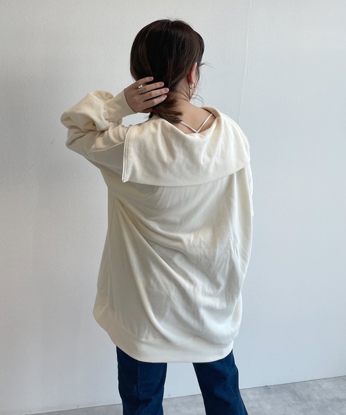w closet(ダブルクローゼット)の「スウェット衿付きハーフZIPプルオーバー(スウェット・レディース・オフホワイト・FREE)」の4枚目の写真