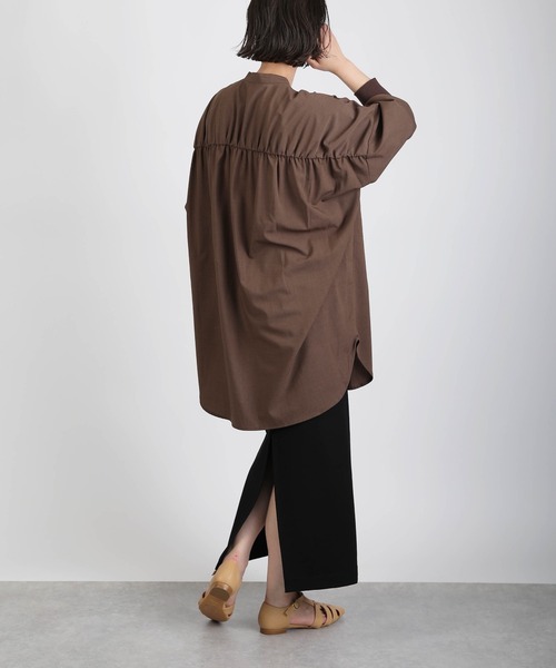 PICCIN（ピッチン）の「袖リブバックギャザーシャツ（シャツ/ブラウス・レディース・ブラック/モカ/キャメル・M）」の21枚目の写真