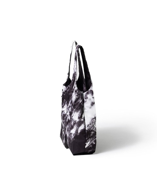TIGHTBOOTH PRODUCTION(タイトブースプロダクション)の「COLOR WAVE SHOPPER (TIGHTBOOTH / JIRO KONAMI)(エコバッグ/サブバッグ・メンズ・ブラック・FREE)」の5枚目の写真