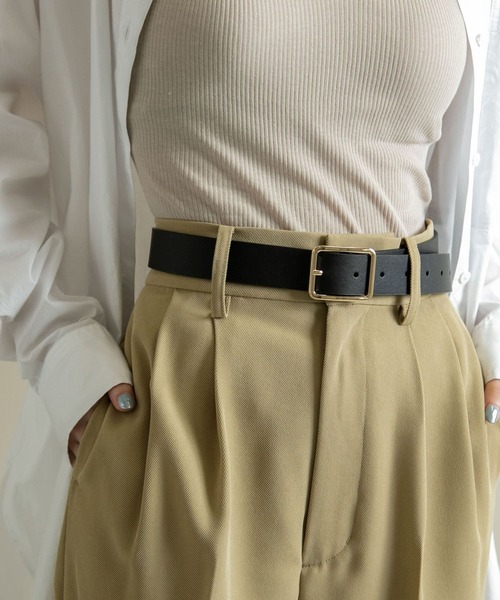 SMELLY(スメリー)の「メタルスクエアベルト(ベルト・レディース・アイボリー/ブラウン/ブラック・-)」の3枚目の写真