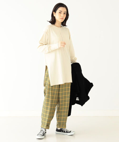 BEAMS BOY（ビームスボーイ）の「BEAMS BOY / ミリタリー リブ ヘンリーネック ロングスリーブ（Tシャツ/カットソー・レディース・オリーブ/ピンク/アイボリー・FREE）」の10枚目の写真