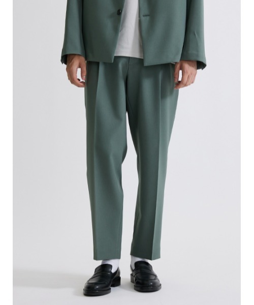 UNITED TOKYO（ユナイテッドトウキョウ）の「撥水relactionスラックス│セットアップ対応（スラックス・メンズ・ベージュ/カーキ/ブラック・1/2/3）」の17枚目の写真