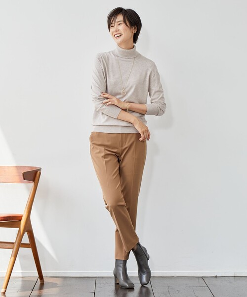 J.PRESS(ジェイプレス)の「【洗える】PRINCE タートルネック ニット(ニット/セーター・レディース・アイボリー系/ベージュ系/ブラック系/サックスブルー系/ライトグレー系/パープル系・T15/T13)」の19枚目の写真