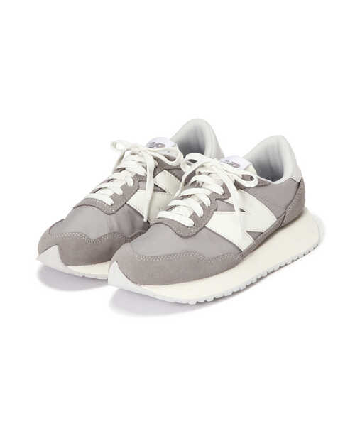 NEW BALANCE（ニューバランス）の「Ｎｅｗ　Ｂａｌａｎｃｅ　ＷＳ２３７（スニーカー・レディース・グレー/オフホワイト・23.5cm/24.0cm）」の4枚目の写真