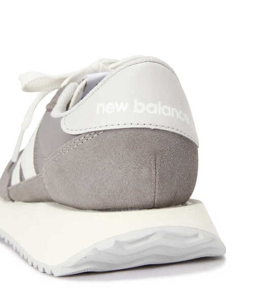 NEW BALANCE（ニューバランス）の「Ｎｅｗ　Ｂａｌａｎｃｅ　ＷＳ２３７（スニーカー・レディース・グレー/オフホワイト・23.5cm/24.0cm）」の16枚目の写真
