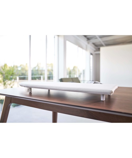 tower（タワー）の「tower（タワー）卓上脚付き 舟型アイロン台（ランドリーグッズ・レディース・ブラック/ホワイト・ONE SIZE）」の11枚目の写真